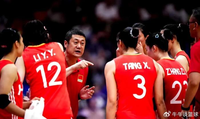 九游体育娱乐-赵勇为啥不用朱婷？陈忠和曾评价朱婷：这种球员，100年才能出1个