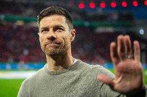 九游体育娱乐-药厂总监：阿隆索无须三天谈一次未来，他已用合同向我们做出承诺