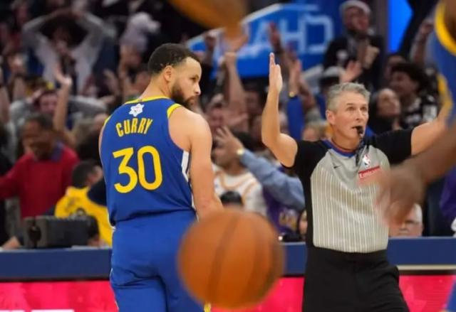 九游娱乐网页入口-科尔赛后言论满是绝望 勇士如何能挽救赛季败局?